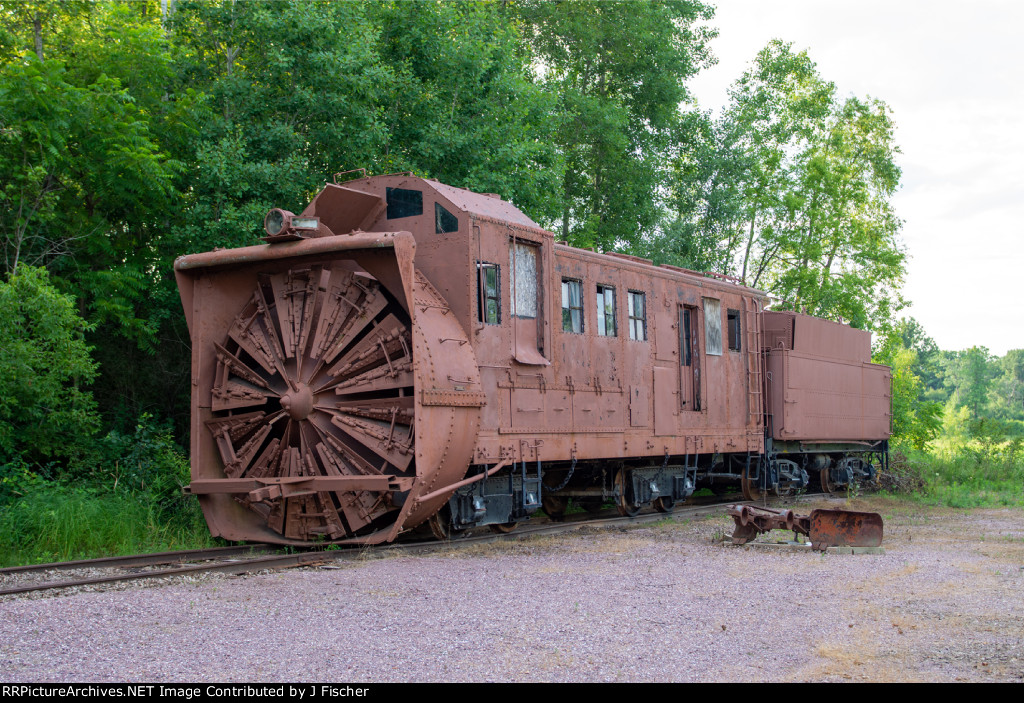 Rotary snowplow